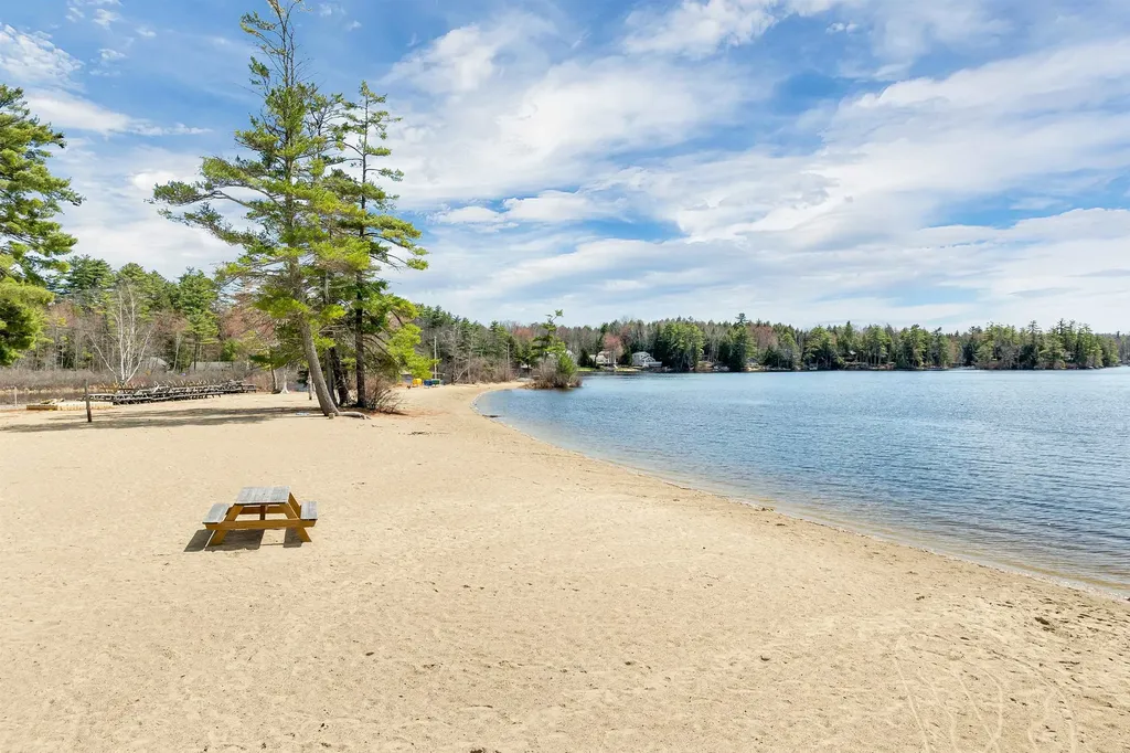 59 Sunrise Drive Moultonborough NH 03254