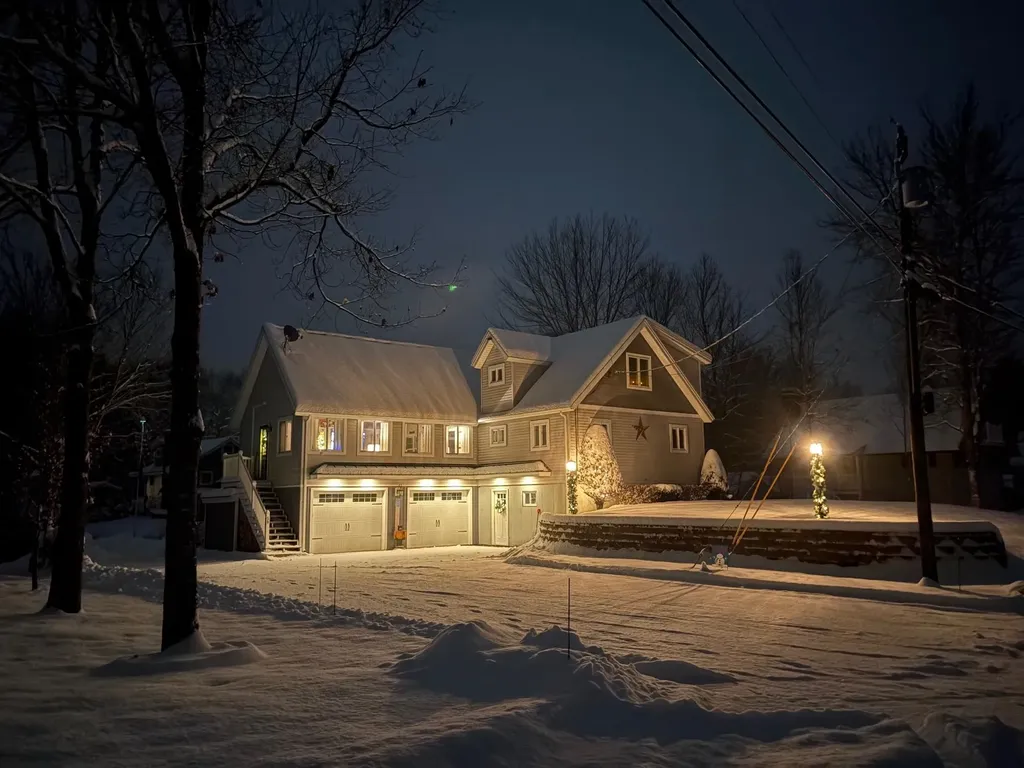 59 Sunrise Drive Moultonborough NH 03254