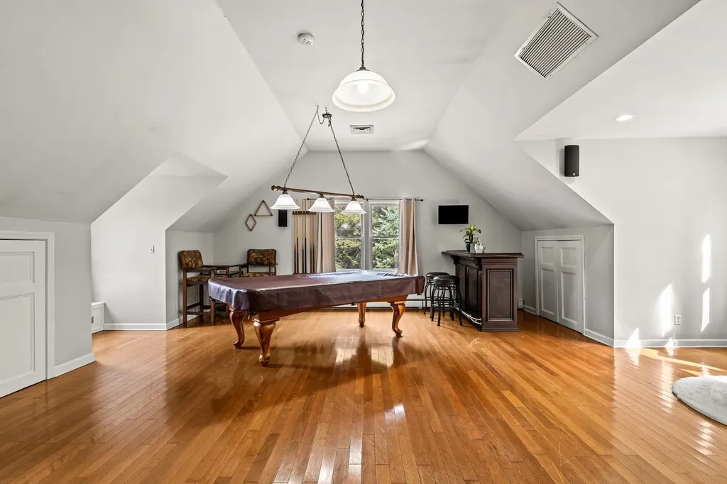71 Deerwood Hollow Chester NH 03036