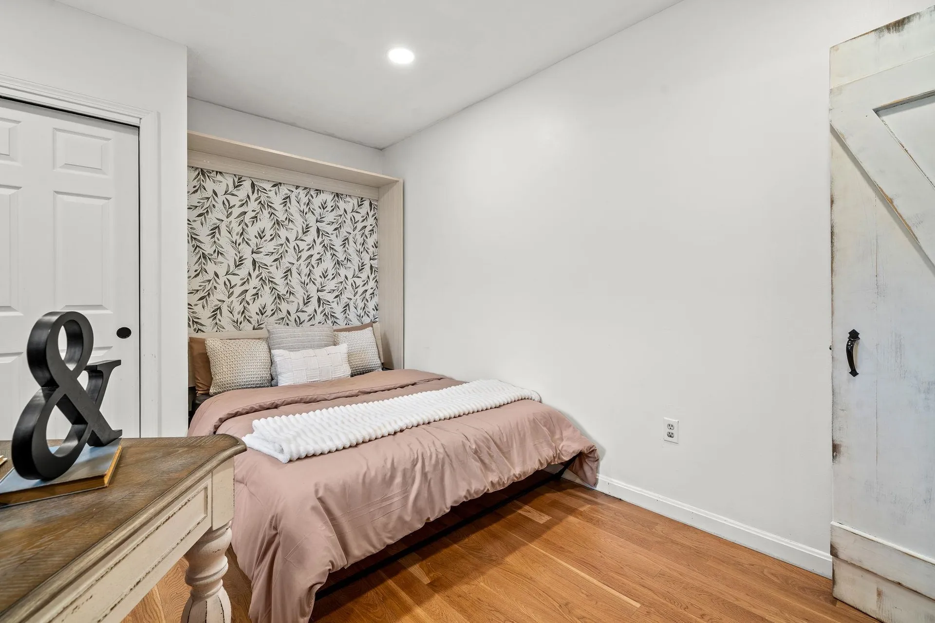 71 Deerwood Hollow Chester NH 03036