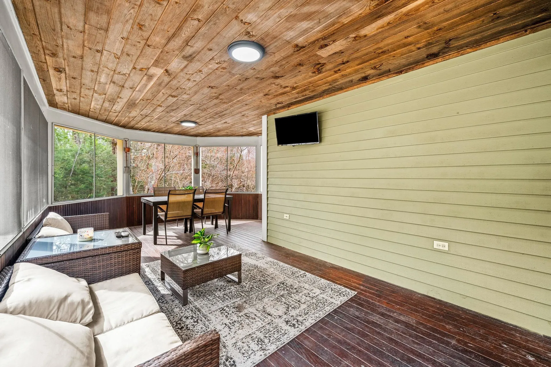 71 Deerwood Hollow Chester NH 03036