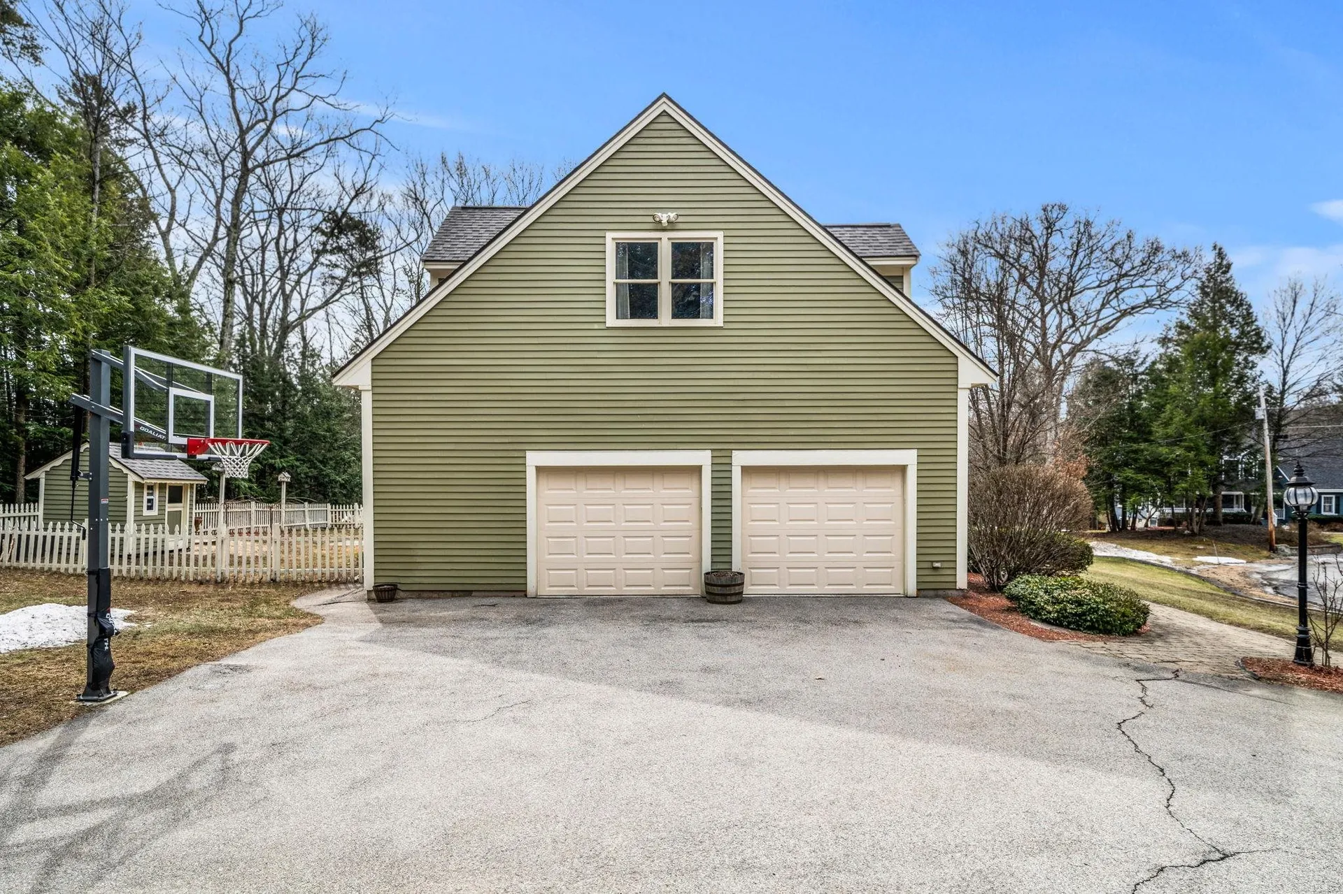 71 Deerwood Hollow Chester NH 03036