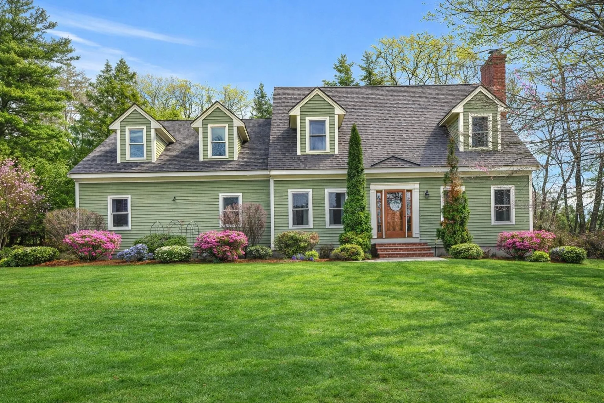71 Deerwood Hollow Chester NH 03036