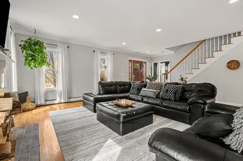 71 Deerwood Hollow Chester NH 03036