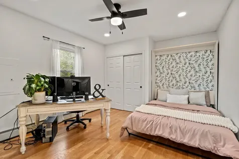 71 Deerwood Hollow Chester NH 03036