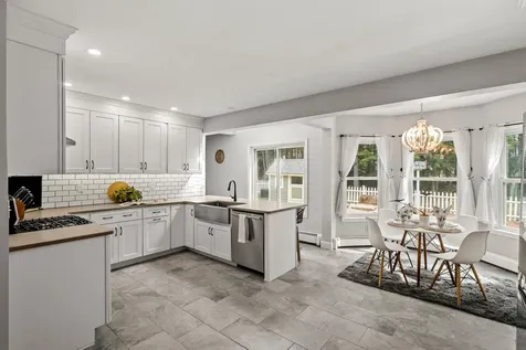 71 Deerwood Hollow Chester NH 03036