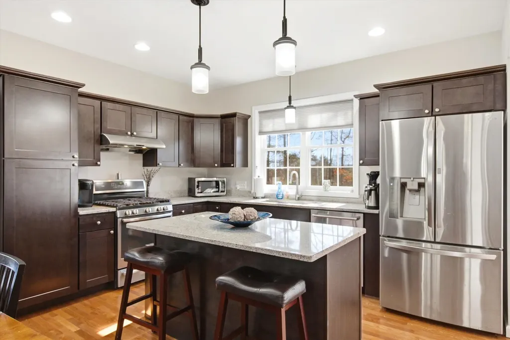 12 Rocky Hill Road Nottingham NH 03290