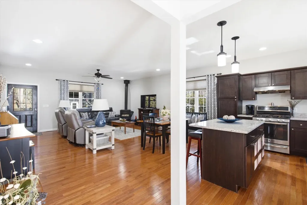 12 Rocky Hill Road Nottingham NH 03290