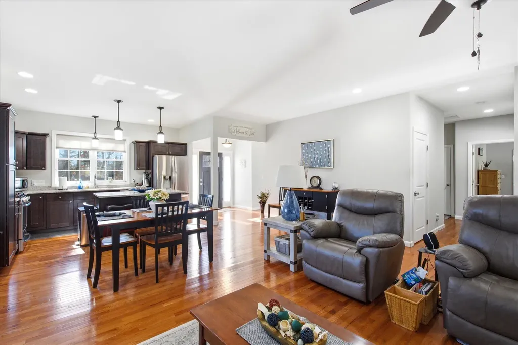 12 Rocky Hill Road Nottingham NH 03290