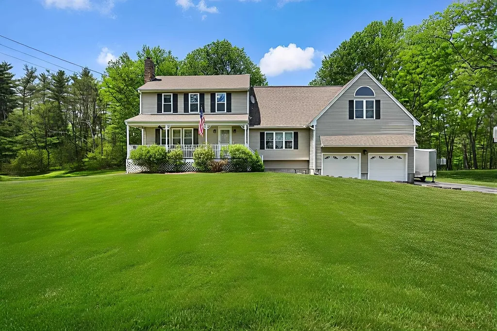 6 Homestead Drive Derry NH 03038