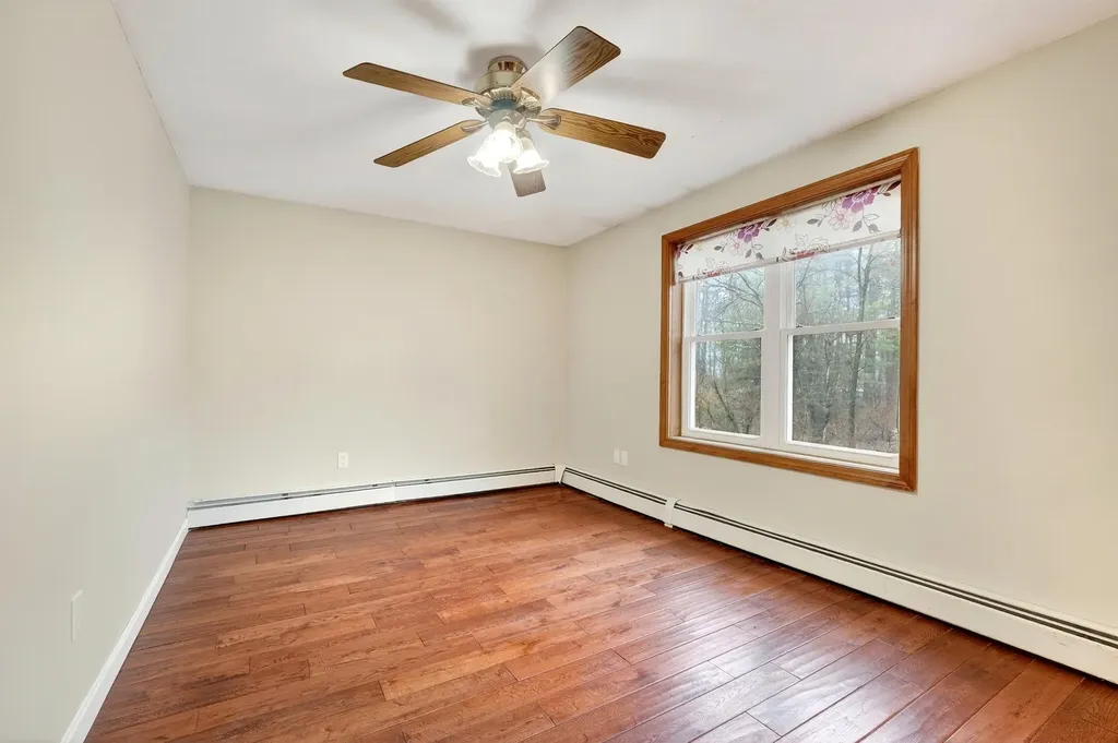 6 Homestead Drive Derry NH 03038