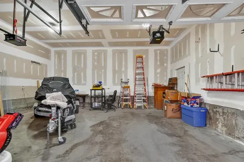 6 Homestead Drive Derry NH 03038