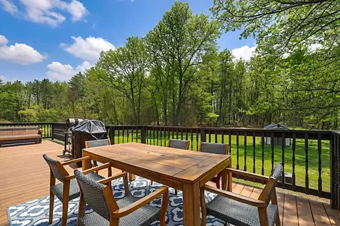 6 Homestead Drive Derry NH 03038