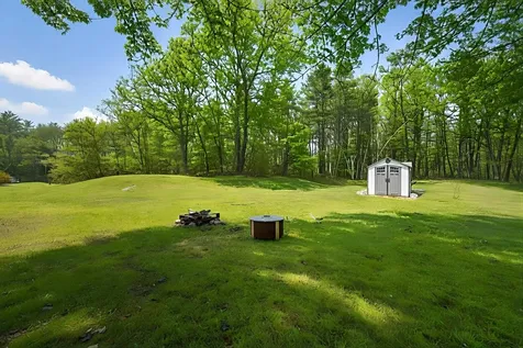 6 Homestead Drive Derry NH 03038