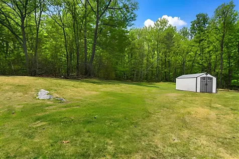 6 Homestead Drive Derry NH 03038