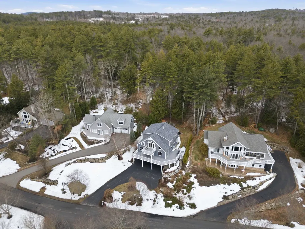 6 High Point Road Laconia NH 03246