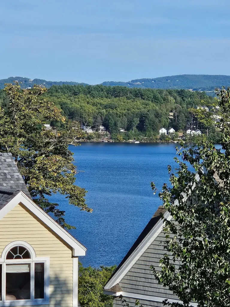 6 High Point Road Laconia NH 03246