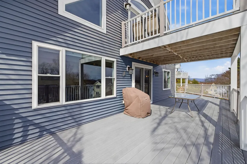 6 High Point Road Laconia NH 03246
