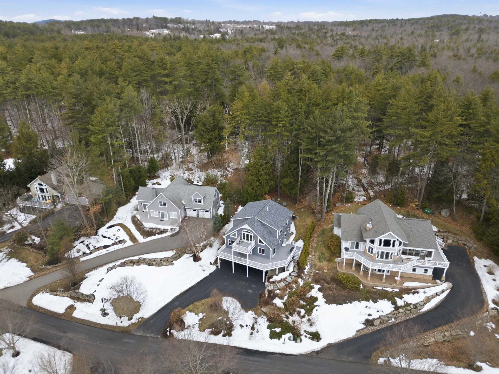 6 High Point Road Laconia NH 03246