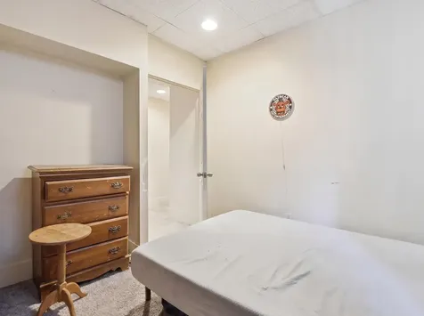 14 Mulberry Street Nashua NH 03061