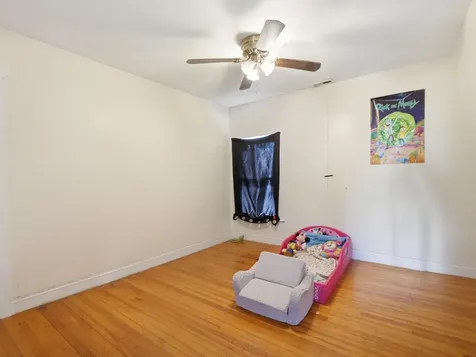 14 Mulberry Street Nashua NH 03061