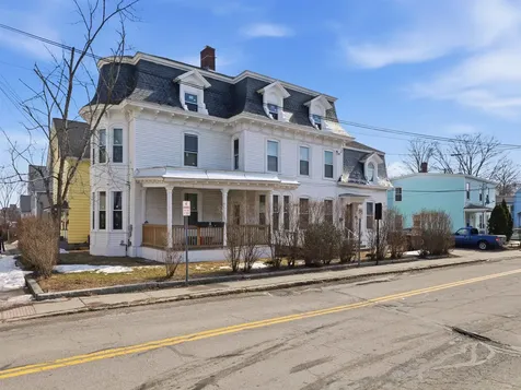 14 Mulberry Street Nashua NH 03061