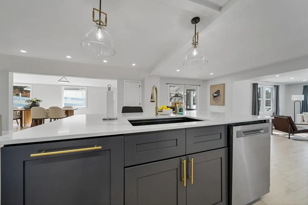 65 Sebbins Pond Drive Bedford NH 03110