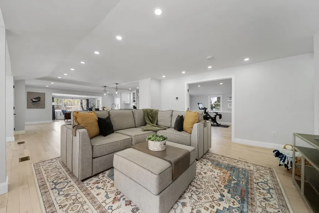 65 Sebbins Pond Drive Bedford NH 03110