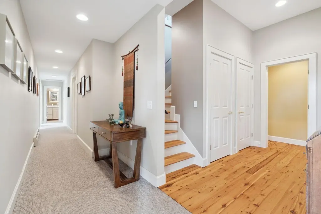 237 Points North Road Stowe VT 05672