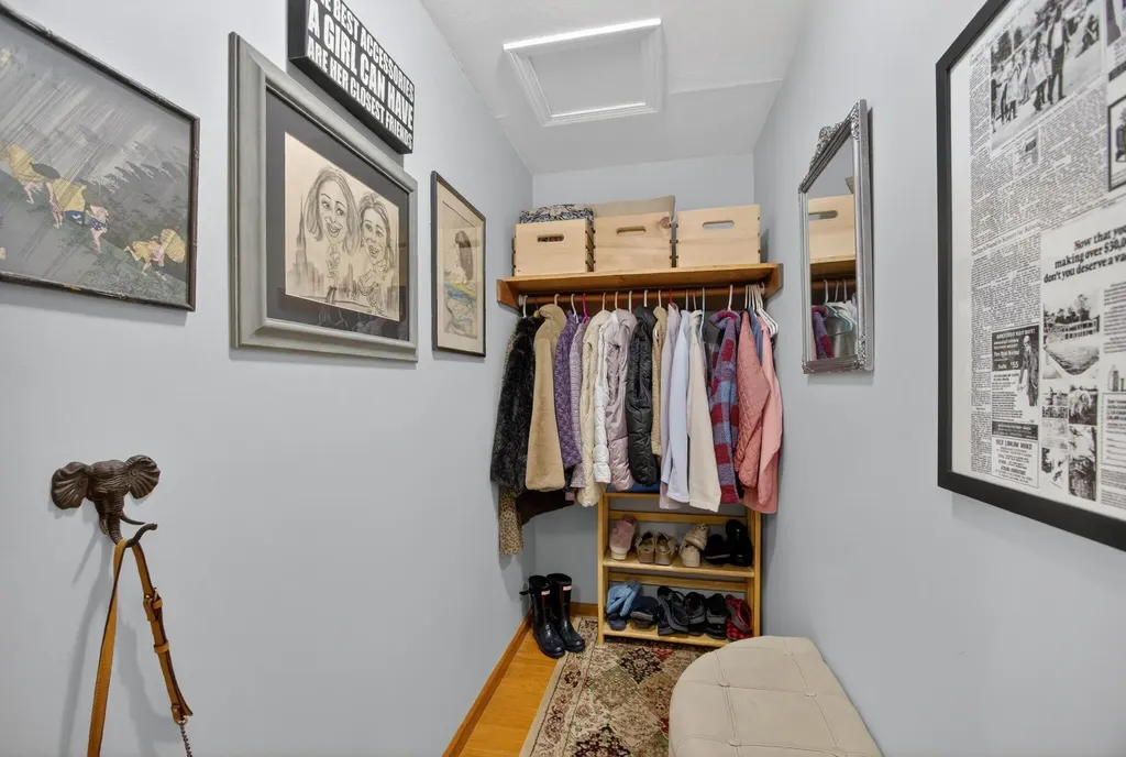 17 Kent Street Windham NH 03087