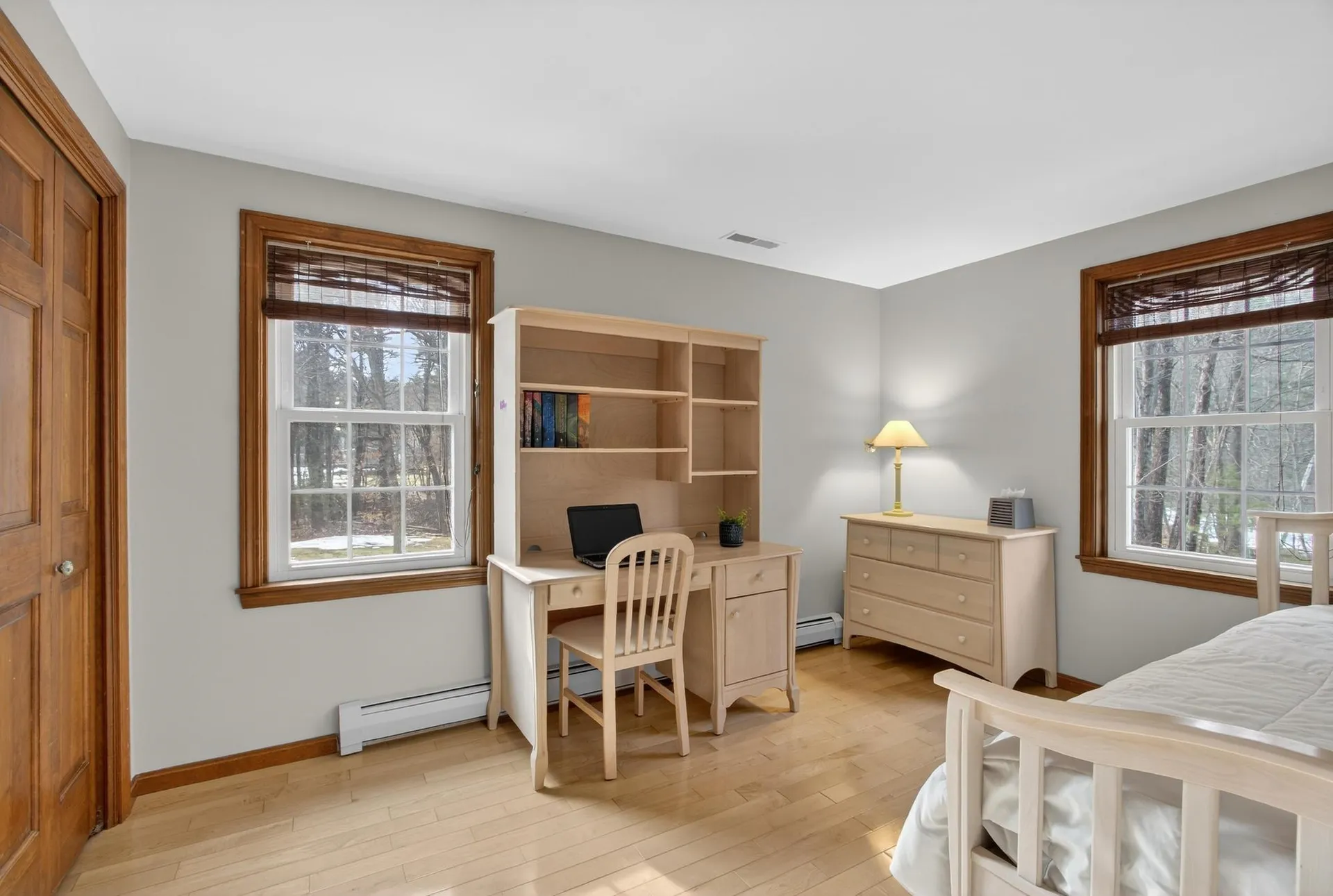 17 Kent Street Windham NH 03087