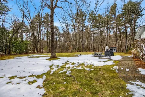17 Kent Street Windham NH 03087