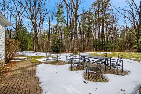 17 Kent Street Windham NH 03087