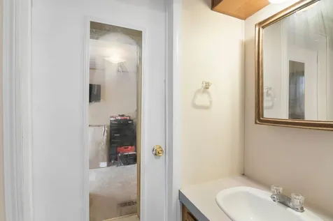 7 Robbins Street Hinsdale NH 03451