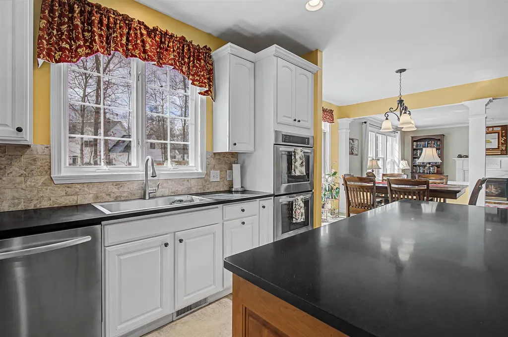 7 Debra Drive Essex VT 05452