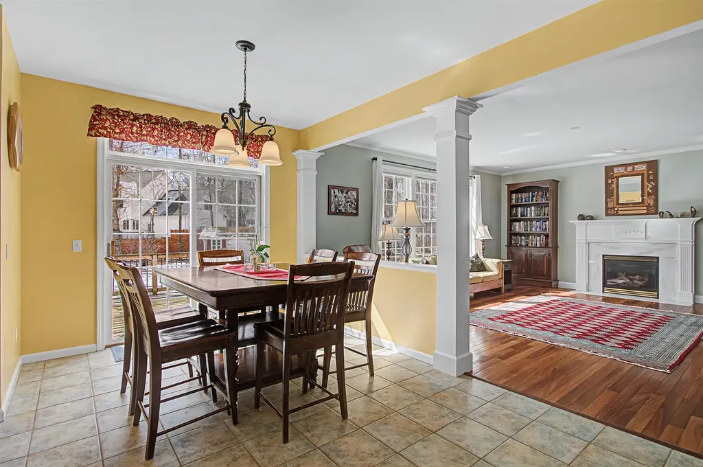 7 Debra Drive Essex VT 05452