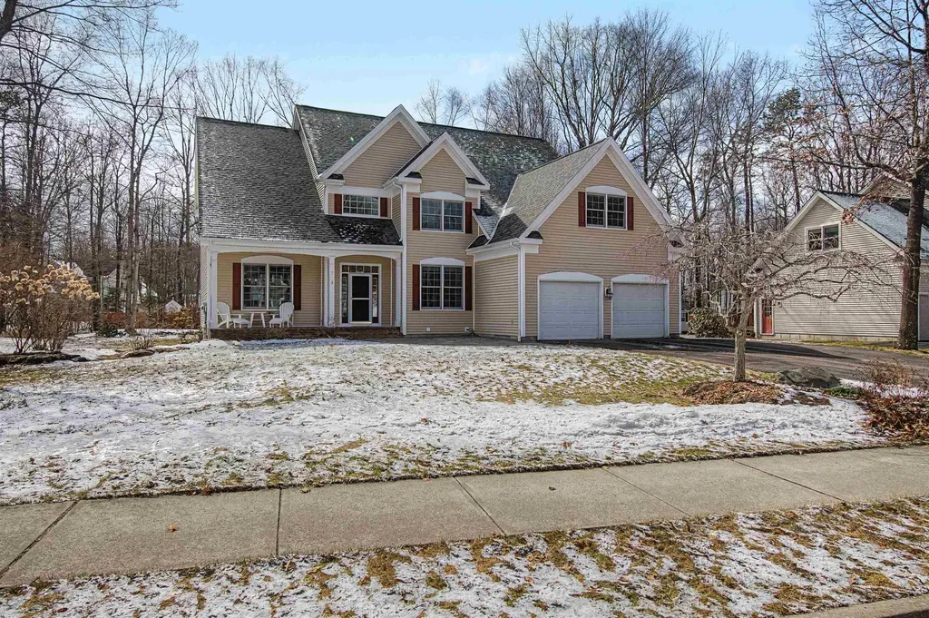 7 Debra Drive Essex VT 05452