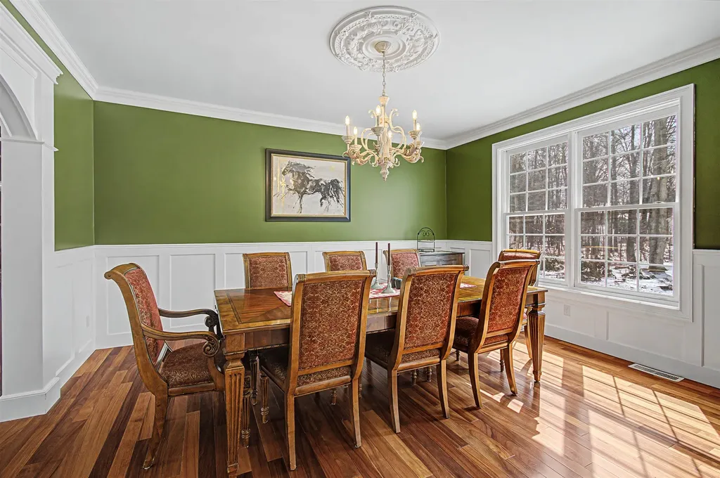 7 Debra Drive Essex VT 05452