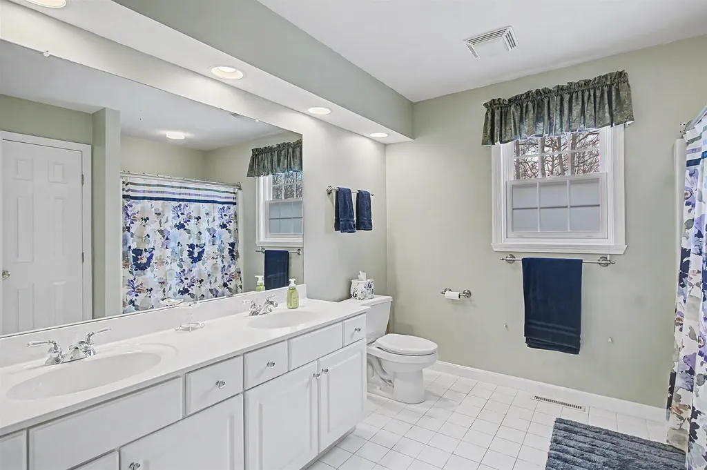 7 Debra Drive Essex VT 05452