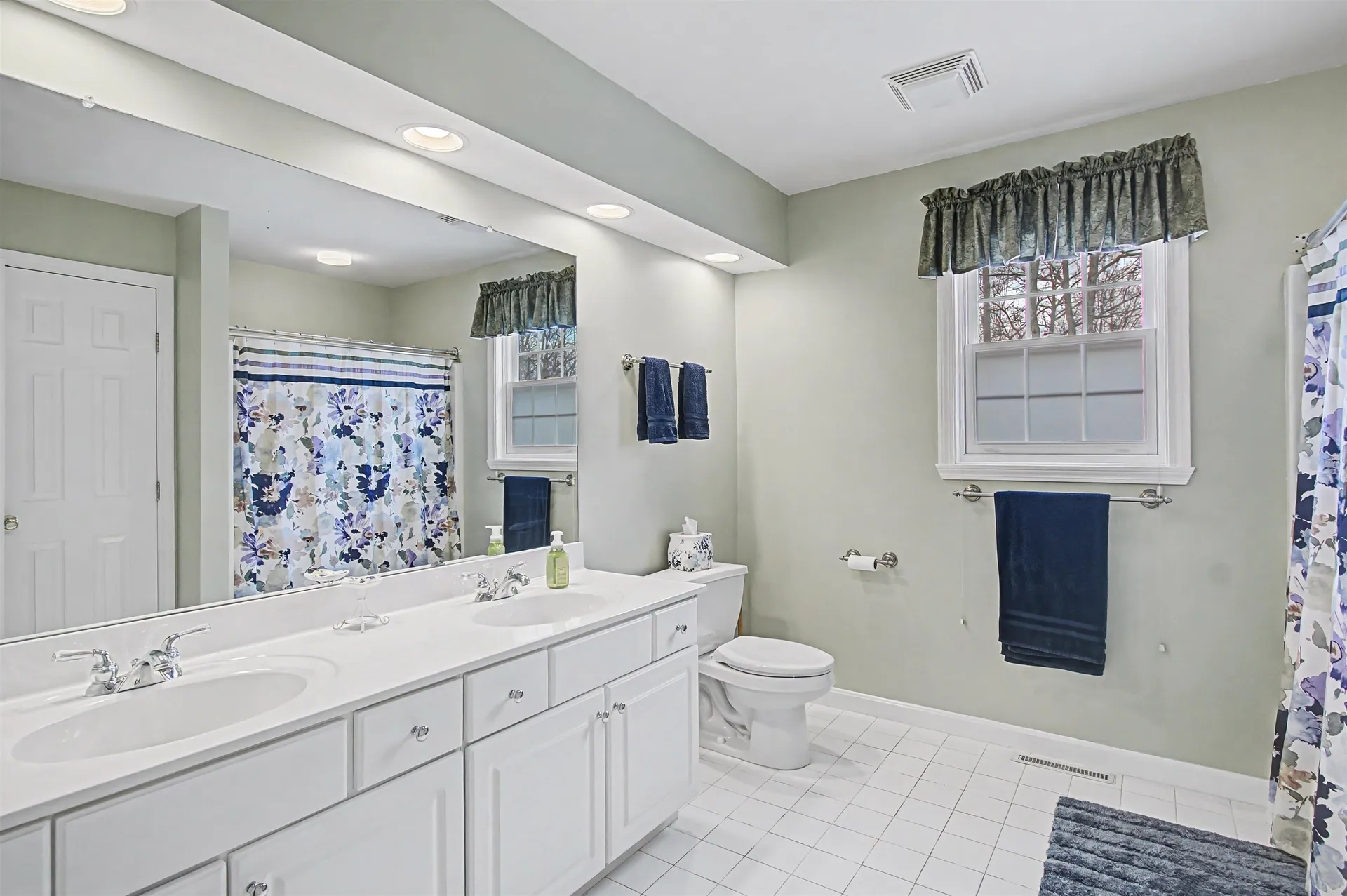 7 Debra Drive Essex VT 05452