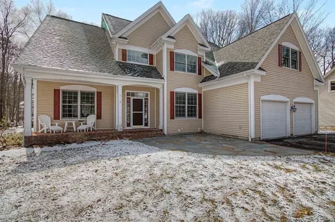 7 Debra Drive Essex VT 05452
