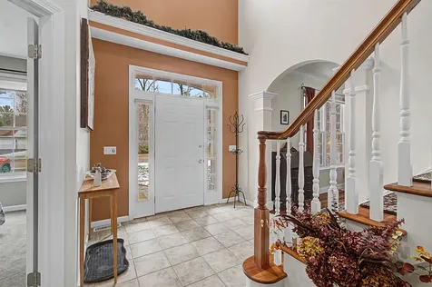 7 Debra Drive Essex VT 05452