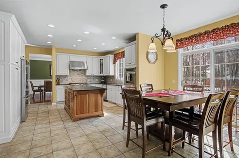 7 Debra Drive Essex VT 05452
