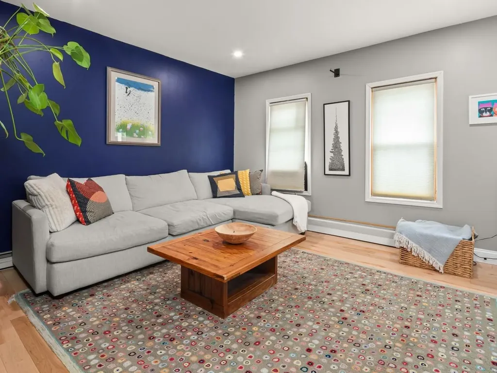 11 Poplar Street Burlington VT 05401