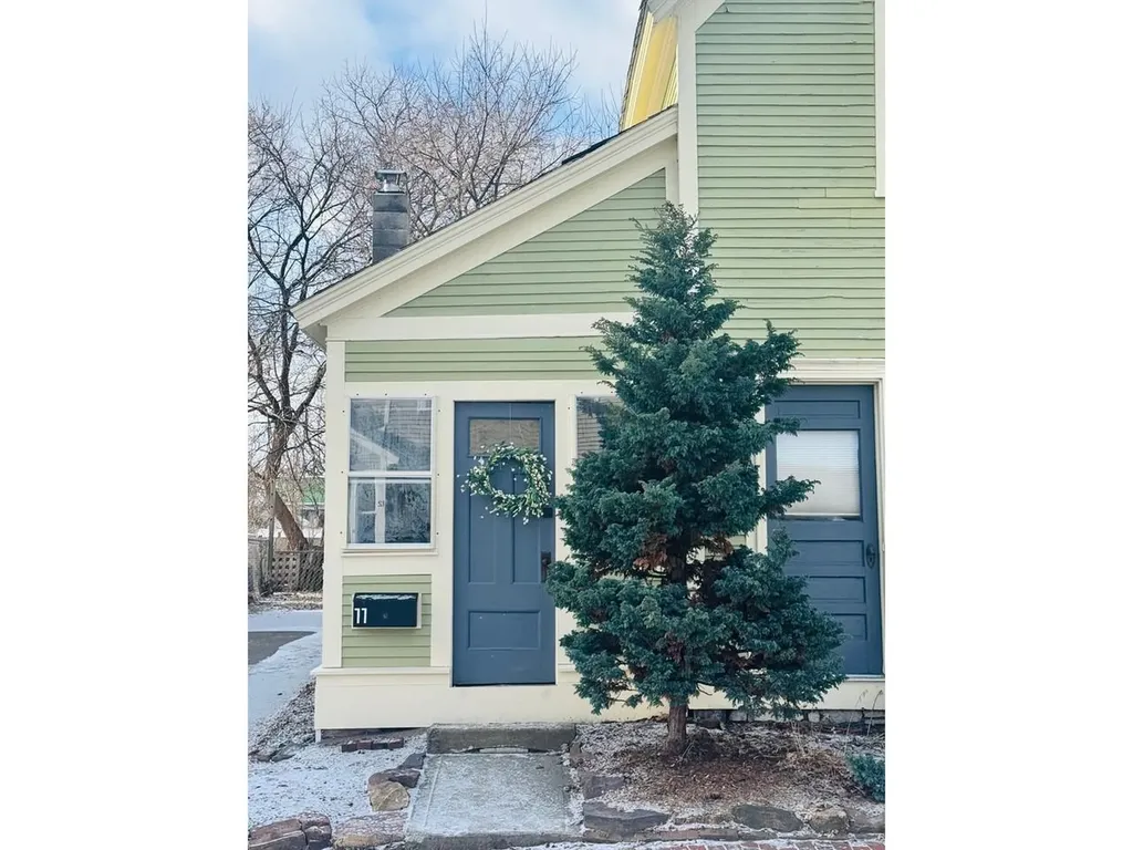 11 Poplar Street Burlington VT 05401