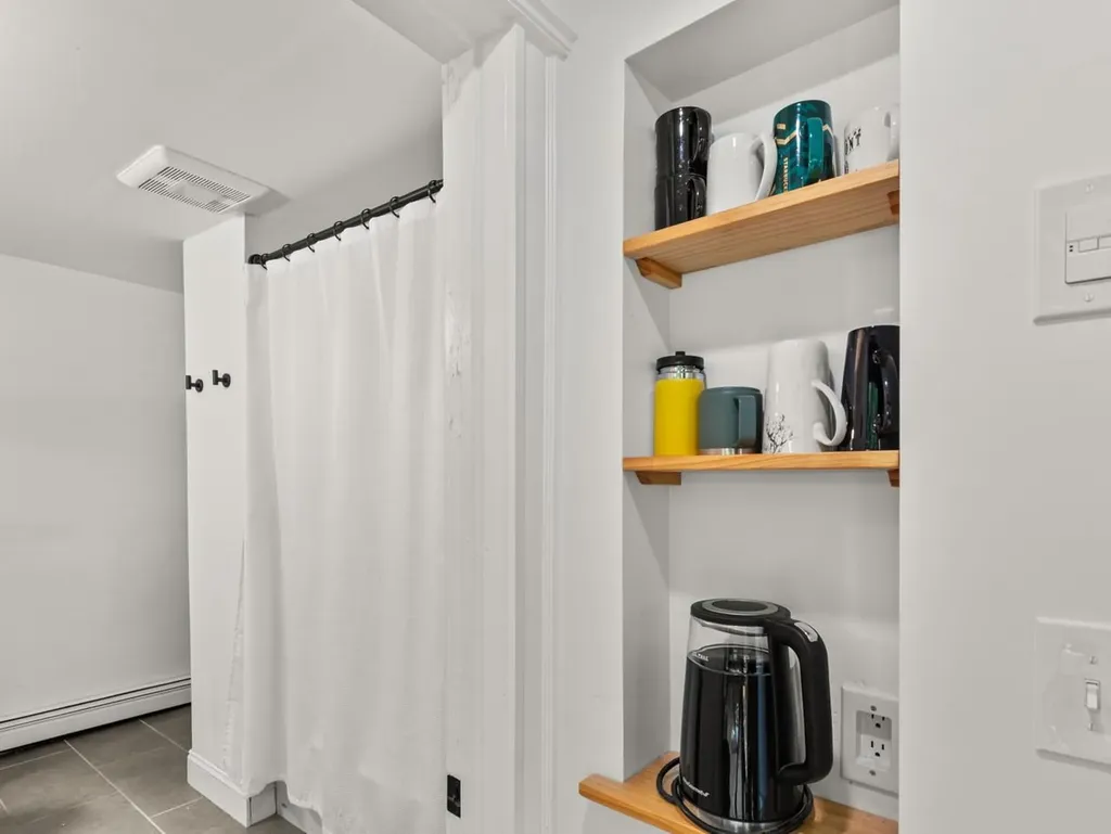 11 Poplar Street Burlington VT 05401