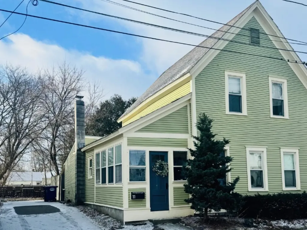 11 Poplar Street Burlington VT 05401