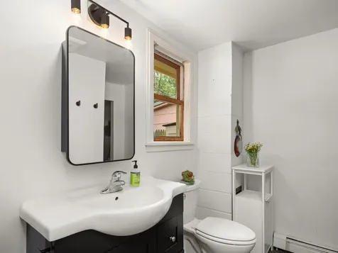 11 Poplar Street Burlington VT 05401