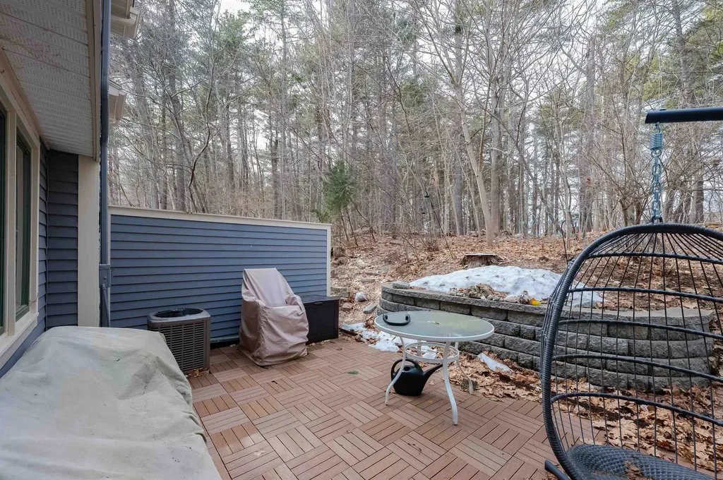 61 Spinnaker Way Portsmouth NH 03801