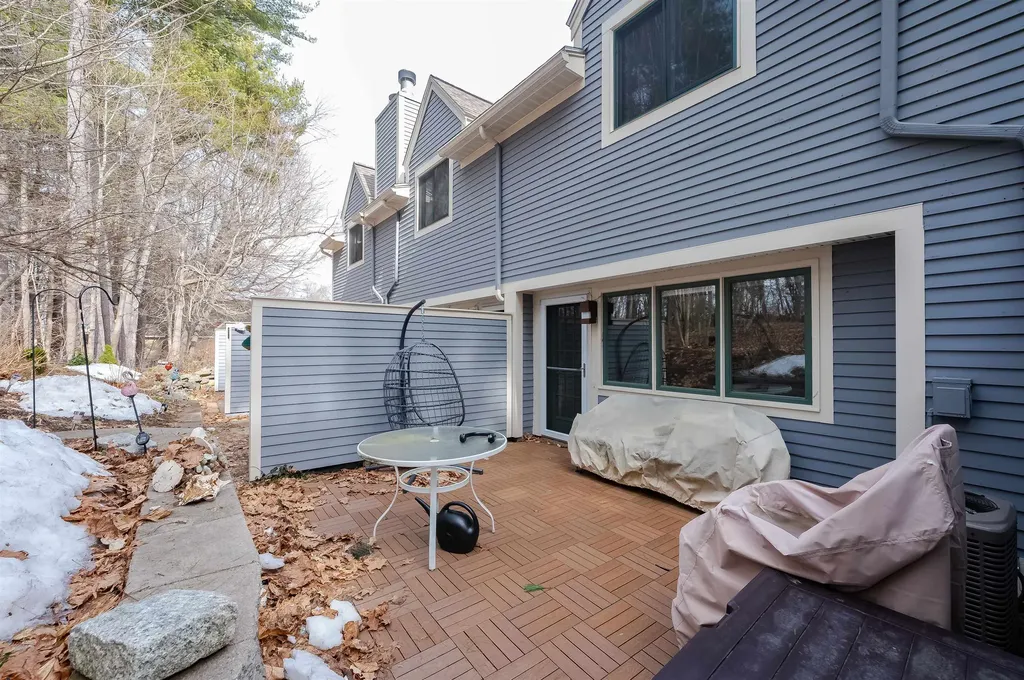61 Spinnaker Way Portsmouth NH 03801